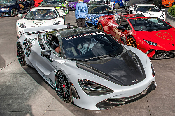 Фото дисков Strasse Wheels SV15T Deep Concave FS Другой цвет на McLaren 720S