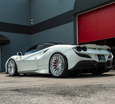 Фото дисков 1886 Wheels G015 на Ferrari F8