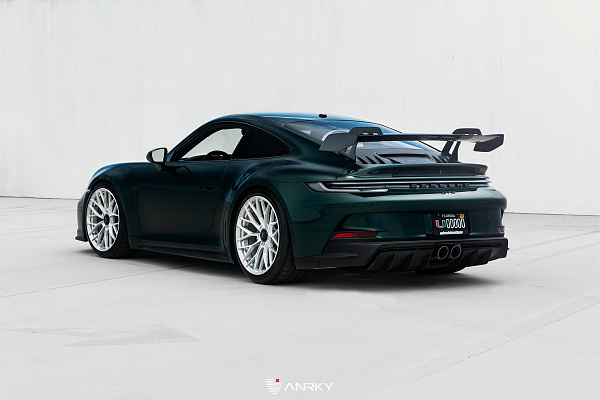 Фото дисков Anrky AN10 Глянцевый лак на Porsche 911 VIII