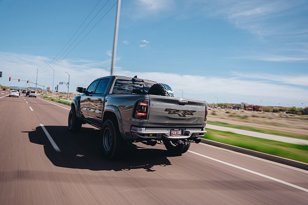 Фото дисков Brixton Forged BX03-M Сатиновый графит на Ram 1500 V