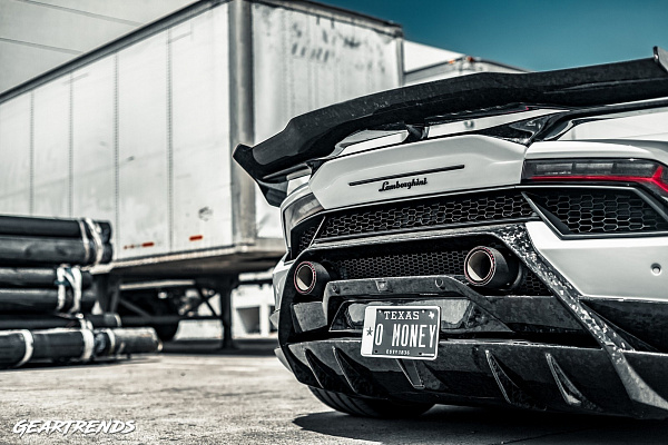 Фото дисков Strasse Wheels SV10 Deep Concave FS Другой цвет на Lamborghini Huracan