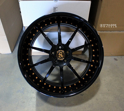 Strasse Wheels R10 Signature