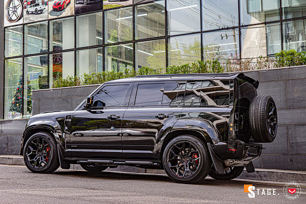 Фото дисков Vossen UV-4 Черный глянец на Land Rover Defender II