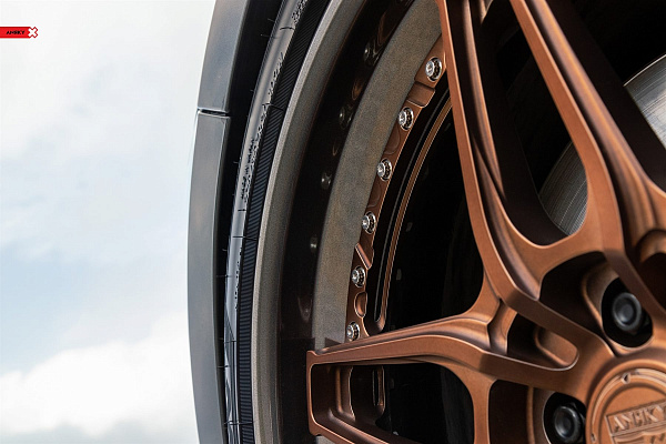 Фото дисков Anrky RS6 Сатиновая медь на Ford Mustang VI