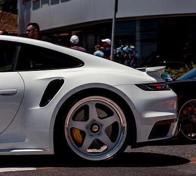 Фото дисков HRE 527 на Porsche 911 VIII