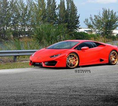 Фото дисков Strasse Wheels SM5R Deep Concave Monoblock на Lamborghini Huracan