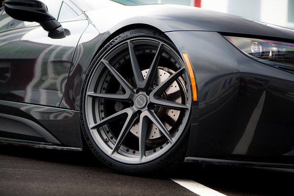 Фото дисков Brixton Forged WR3.2 Сатиновый графит на BMW i8
