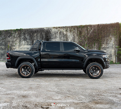 Фото дисков Anrky AN36-S на Ram 1500 V