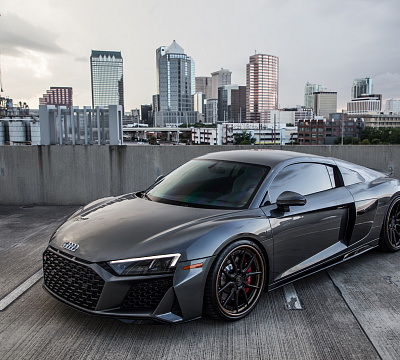 Фото дисков Strasse Wheels SV5 Deep Concave FS на Audi R8 (4S)