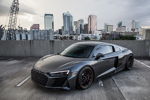 Фото дисков Strasse Wheels SV5 Deep Concave FS Другой цвет на Audi R8 (4S)