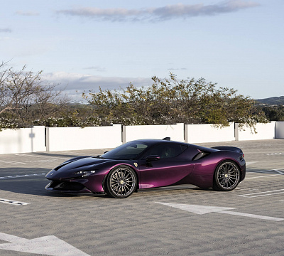 Фото дисков HRE P103SC на Ferrari SF90