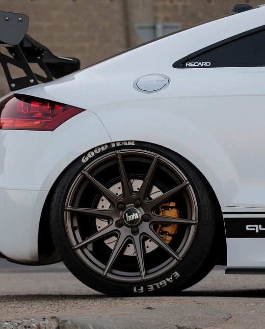 Фото дисков CSR Сатиновая бронза на Audi TT (8J)