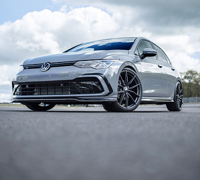 Фото дисков Bola FLC на Volkswagen Golf VIII