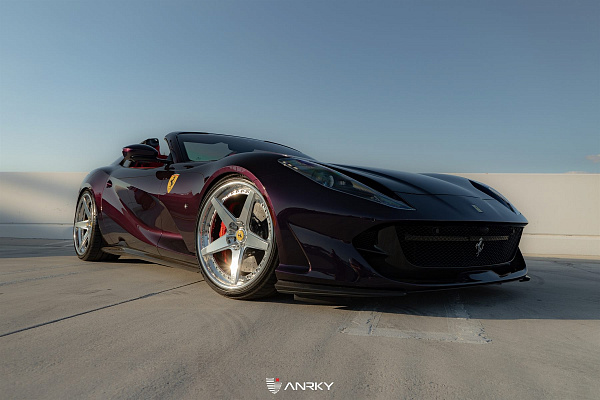 Фото дисков Anrky RS5.3 Полированный лак на Ferrari 812