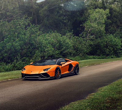 Фото дисков 1886 Wheels G010 на Lamborghini Aventador