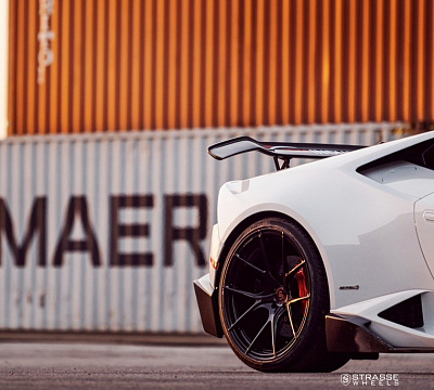 Фото дисков Strasse Wheels SM5R Deep Concave Monoblock на Lamborghini Huracan