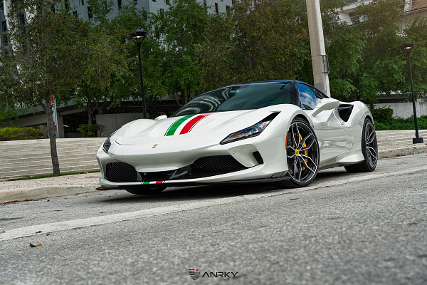 Фото дисков Anrky AN11 Алмазная проточка на Ferrari F8