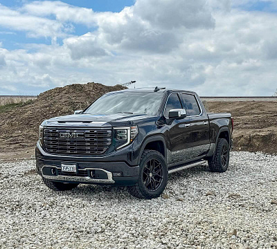 Фото дисков HRE P161 на GMC Sierra IV