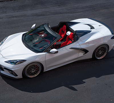 Фото дисков HRE 300 на Chevrolet Corvette C8