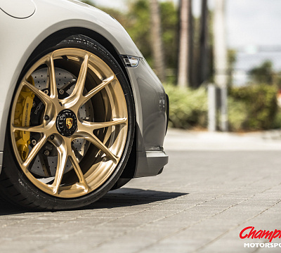 Фото дисков Vossen RS74 на Porsche 911 VII