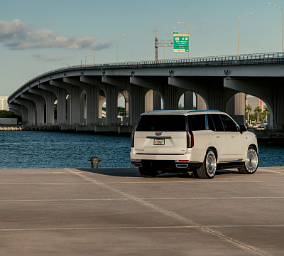 Фото дисков Vossen HF-9 на Cadillac Escalade V