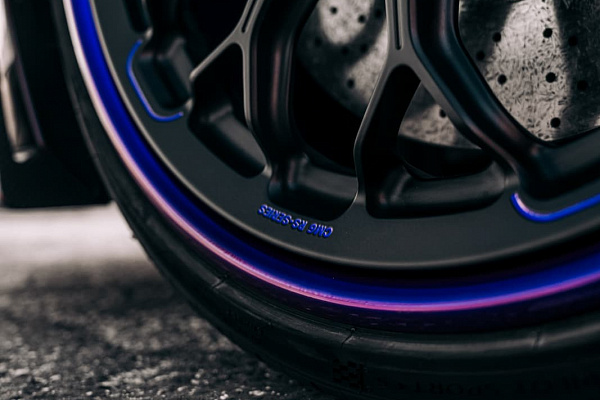 Фото дисков Brixton Forged CM6-RS Черный сатин на McLaren 720S