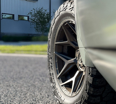 Фото дисков 4PLAY 4P06 на Toyota Tundra III