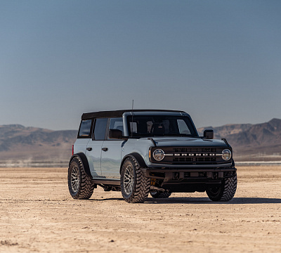 Фото дисков Vossen HF6-3 на Ford Bronco