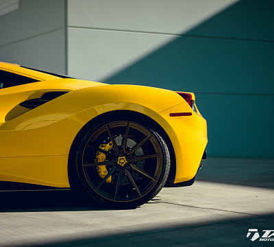 Фото дисков Vossen M-X2 на Ferrari 488
