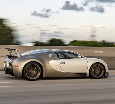 Фото дисков Strasse Wheels SV5 Deep Concave Duoblock на Bugatti Veyron