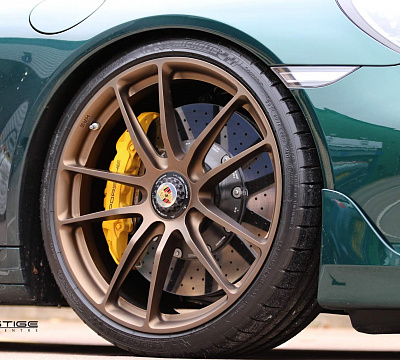 Фото дисков HRE P104 на Porsche 911 VII