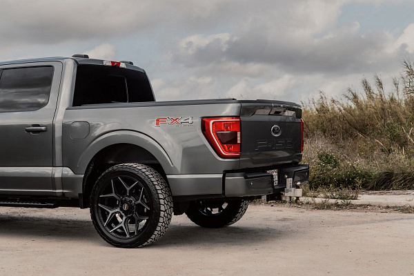 Фото дисков 4PLAY 4P06  на Ford F-150 XIV