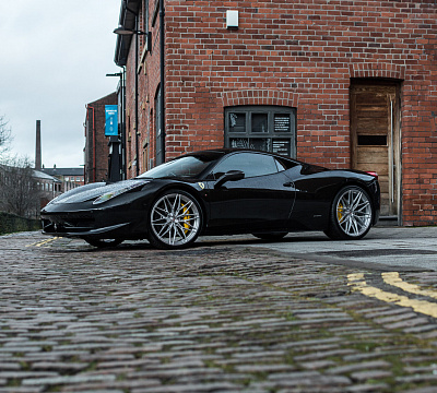 Фото дисков Vossen S21-02 на Ferrari 458