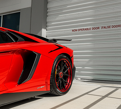 Фото дисков Strasse Wheels SM5R Deep Concave FS на Lamborghini Aventador