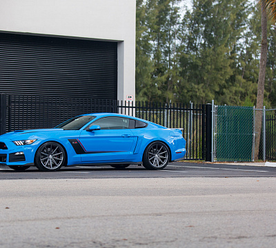 Фото дисков Vossen VFS-10 на Ford Mustang VI