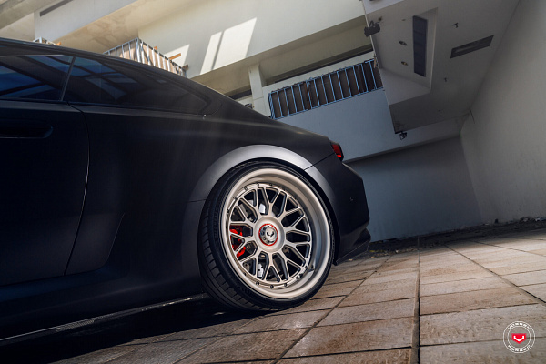 Фото дисков Vossen GEN-03 (3-piece) Сатиновый лак на BMW 2/M2 (G42/G87)
