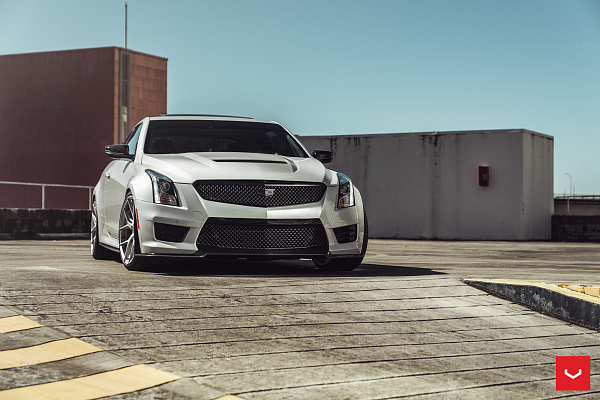 Фото дисков Vossen HF-5 Серебро на Cadillac ATS