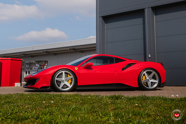 Фото дисков Vossen GEN-01 Сатиновый лак на Ferrari 488