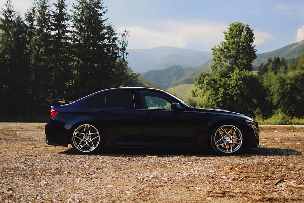 Фото дисков HRE FF11 Серебро на BMW 3/M3 (F3x/F80)