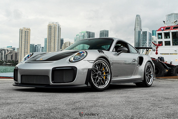 Фото дисков Anrky RS1 Черный глянец на Porsche 911 VII