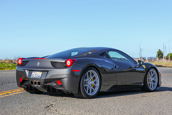 Фото дисков HRE R101 Lightweight Серебро на Ferrari 458