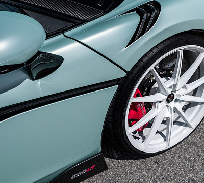 Фото дисков Anrky AN18 на McLaren 600