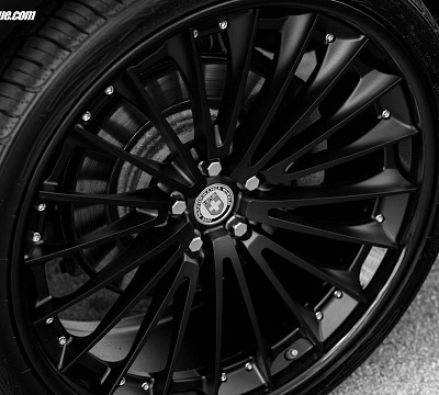 Фото дисков HRE S209 на Land Rover Range Rover IV