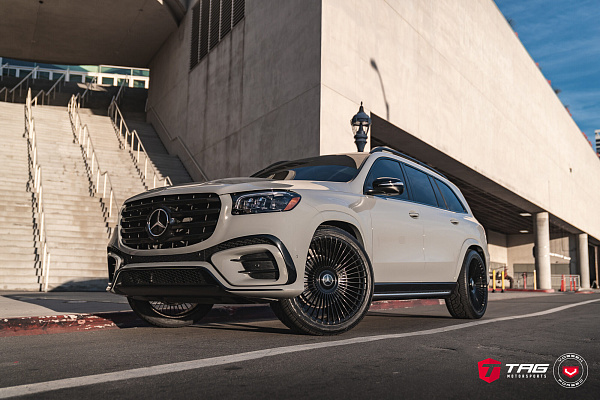 Фото дисков Vossen S17-16 Черный глянец на Mercedes-Benz GLS (X167)