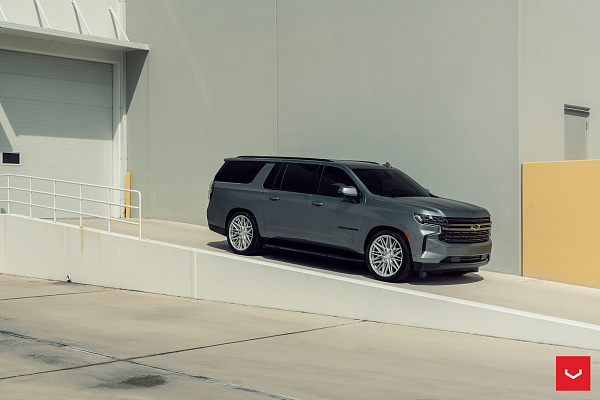 Фото дисков Vossen HF6-5 Серебро на Chevrolet Suburban XII