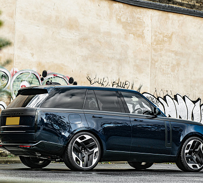 Фото дисков Kahn Type 33 RS на Range Rover V