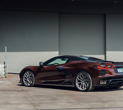 Фото дисков Vossen HF-2 на Chevrolet Corvette C8