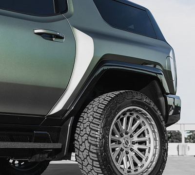 Фото дисков Brixton Forged BX03-M на GMC Hummer EV