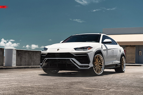 Фото дисков Anrky S3-X1 Сатиновое золото на Lamborghini Urus
