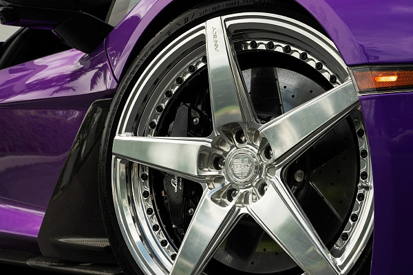 Фото дисков Anrky RS5.2 Полированный лак на Lamborghini Revuelto